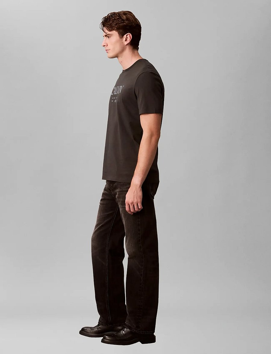 Calvin Klein - SS 20S LN CALVIN GRAPHIC TEE - lühikeste varrukatega t-särgid - pirate black - 5