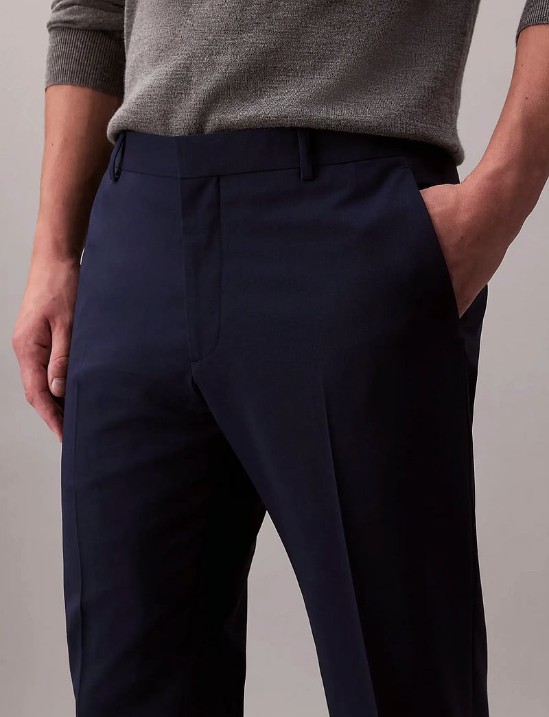 Calvin Klein - ITALIAN WOOL BLEND SLIM TROUSER - Ülikonnapüksid - ink - 4