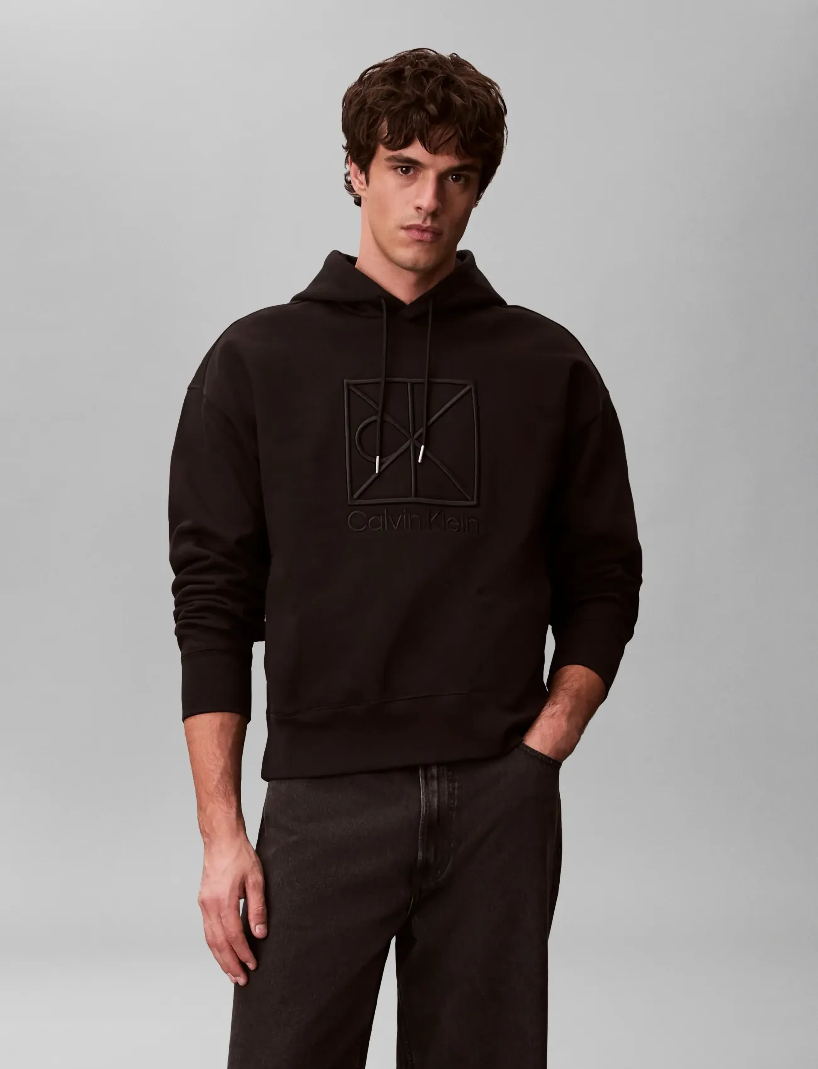 Calvin Klein HVY WEIGHT TERRY CK EMBLEM HOODI - Tøj - BLACK / black