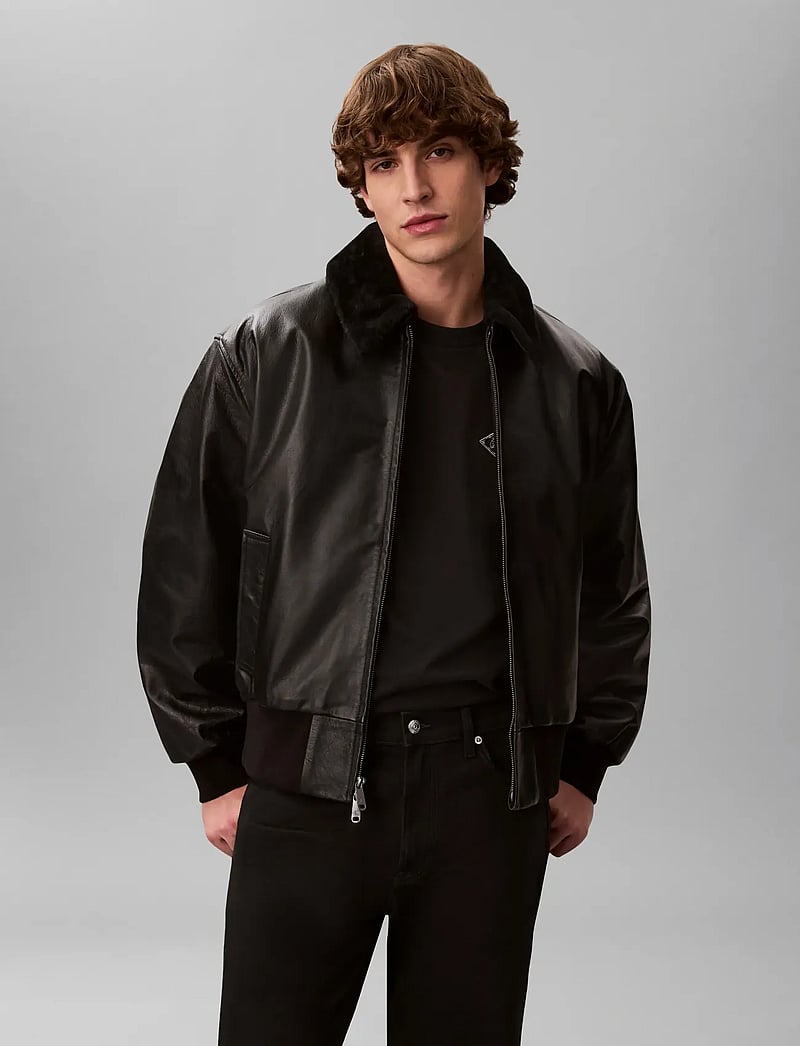 Calvin Klein - LS LEATHER BOMBER W/ SHEARLING C - frühlingsjacken - black - 0