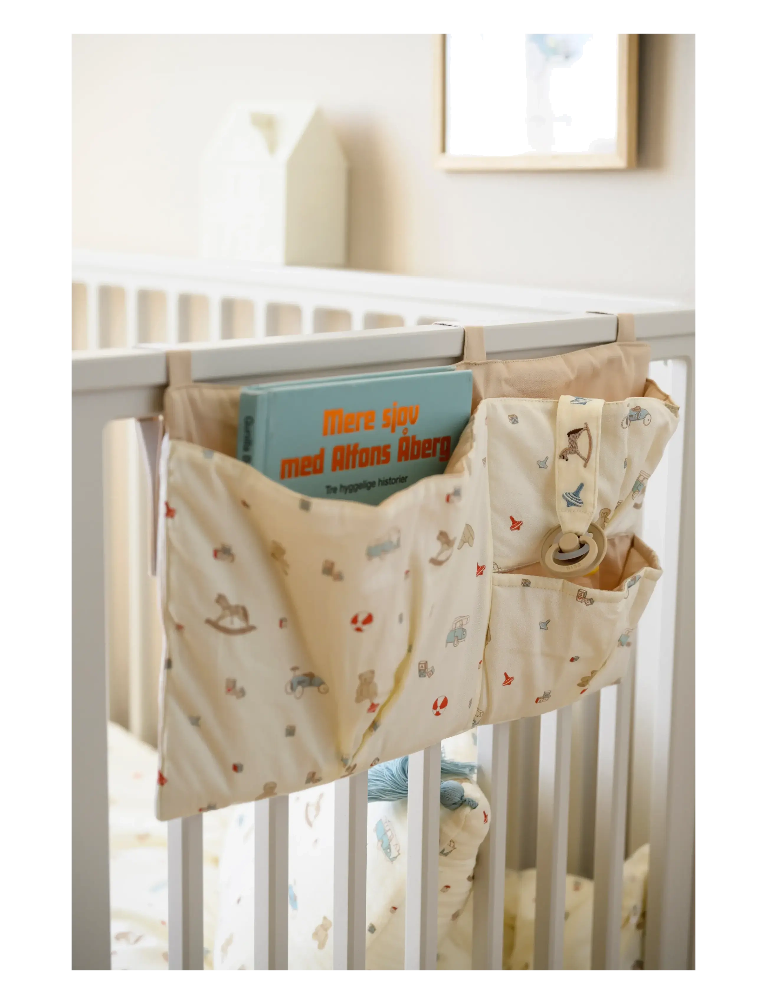 Cam Cam Copenhagen - Bed Pocket - OCS - organisateurs de lit bébé - vintage toys - 1