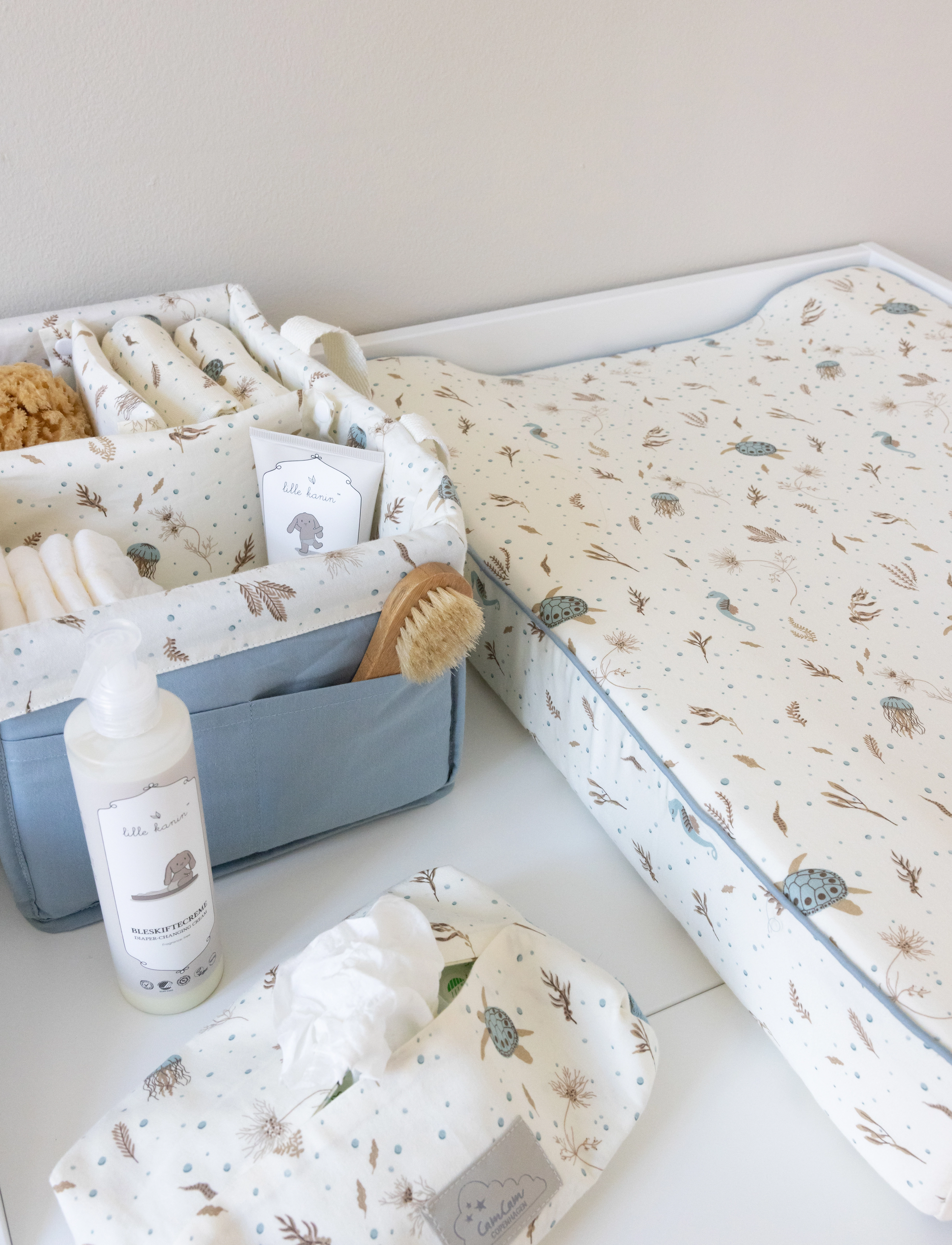 Cam Cam Copenhagen Diaper Caddy - Ocs - Classic Stripes Rose, 32X 15X 23 cm, Blue, Babysenge Og Tilbehør > Organisatorer Til Tremmesenge, Børn