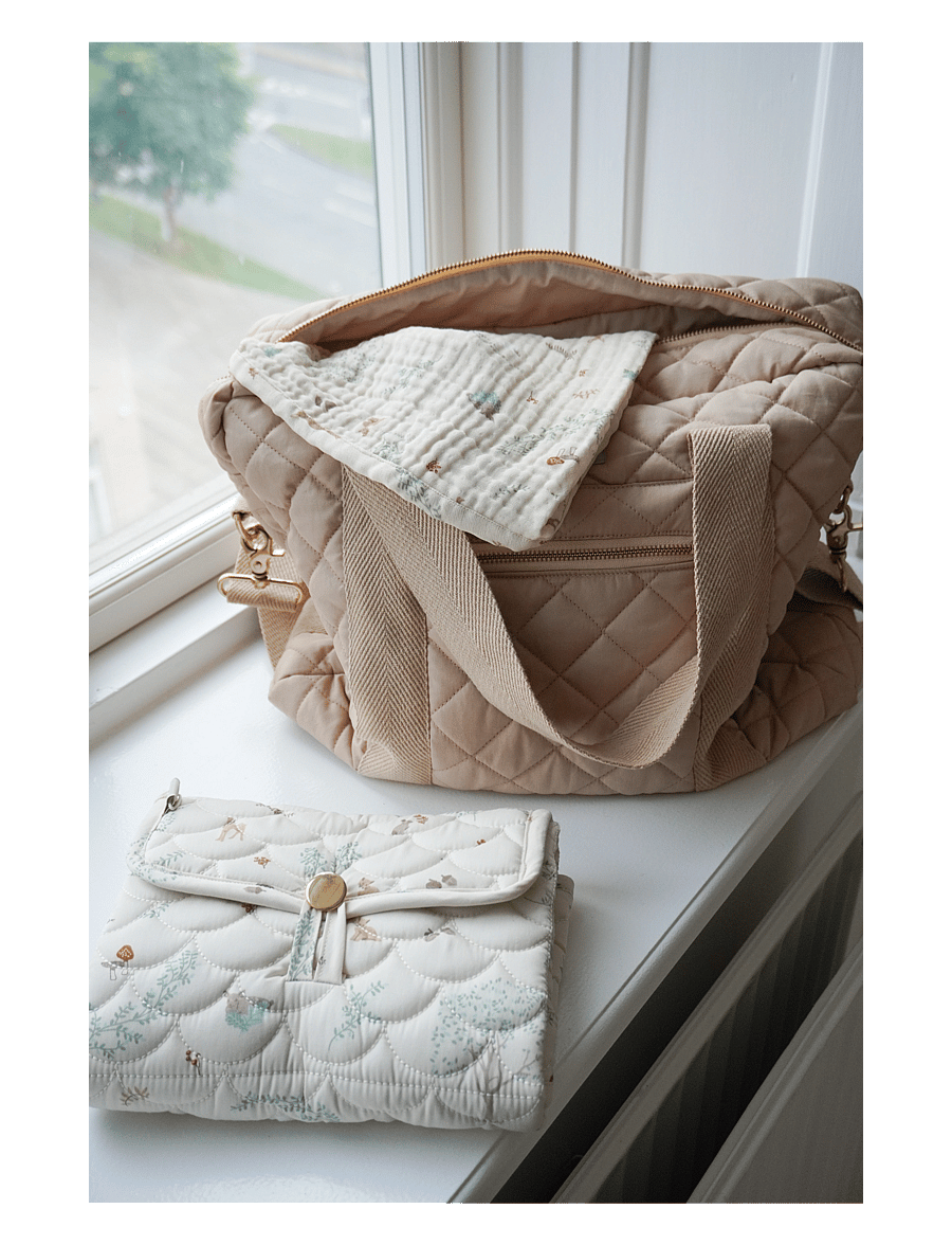Cam Cam Copenhagen - Quilted Changing Mat - OCS - Classic Stripes Rose - pusleunderlag - woodland - 4