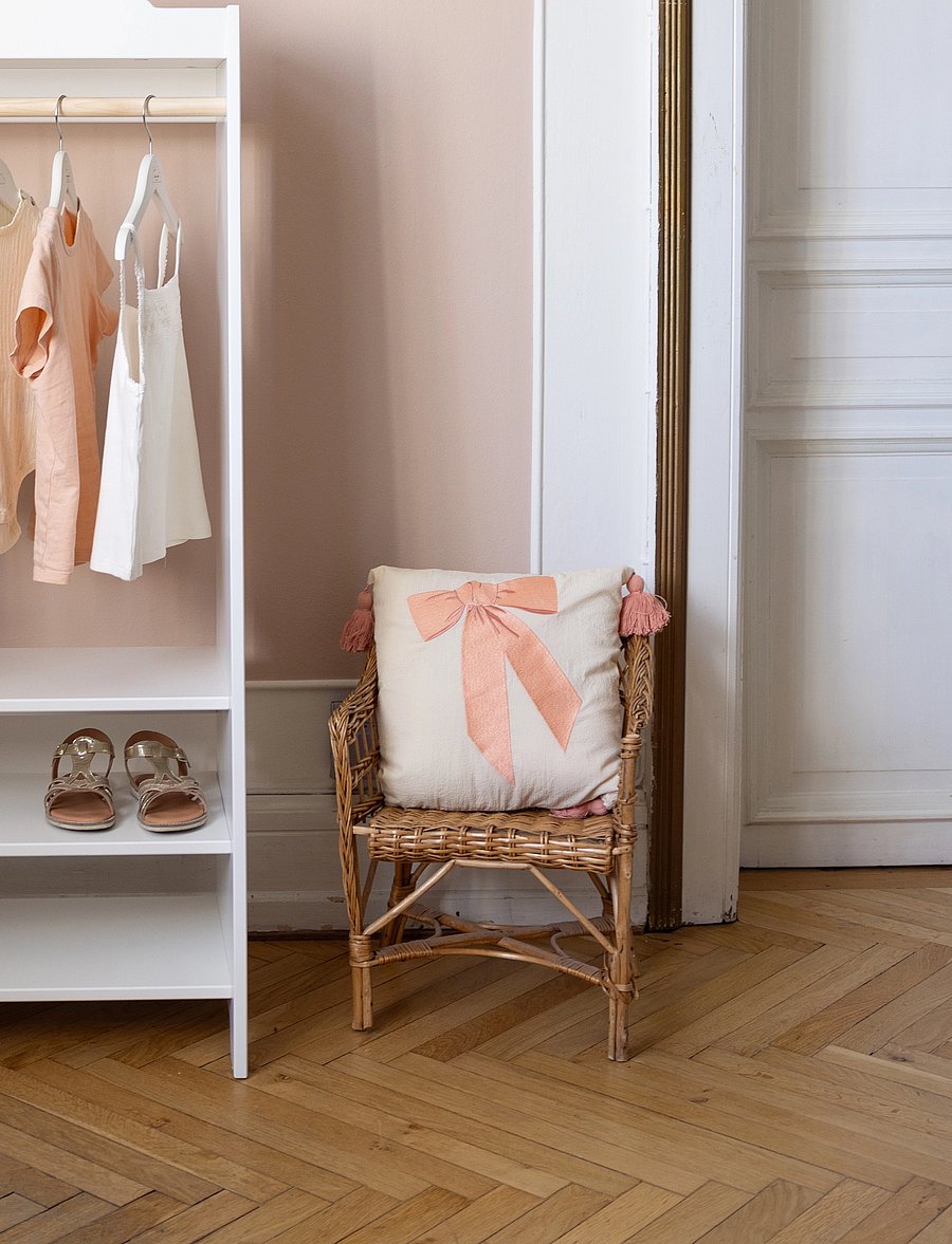 Cam Cam Copenhagen - Embroidered Cushion - OCS - Woodland - pyntepuder - bows - 0