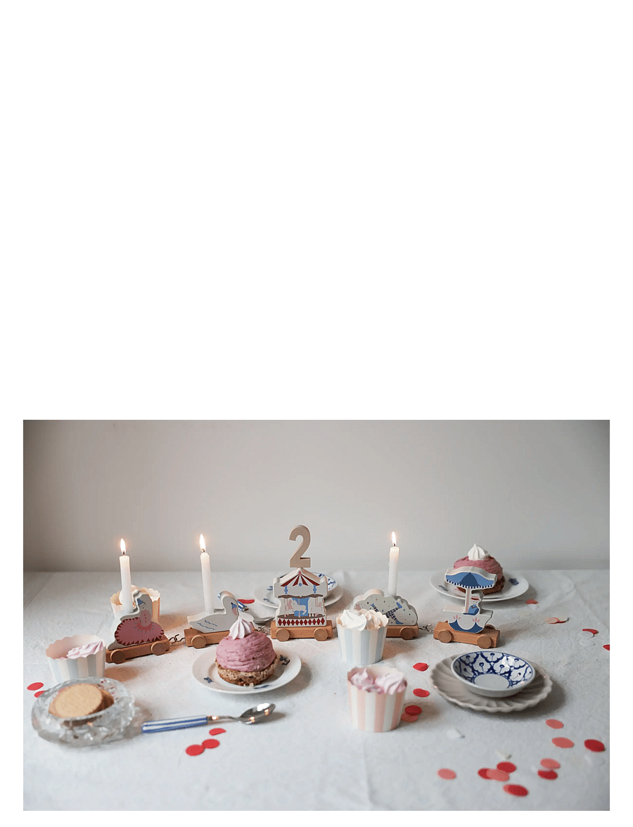 Cam Cam Copenhagen - Birthday Train - FSC 100% - Dreamland - leksaker - carousel - 1