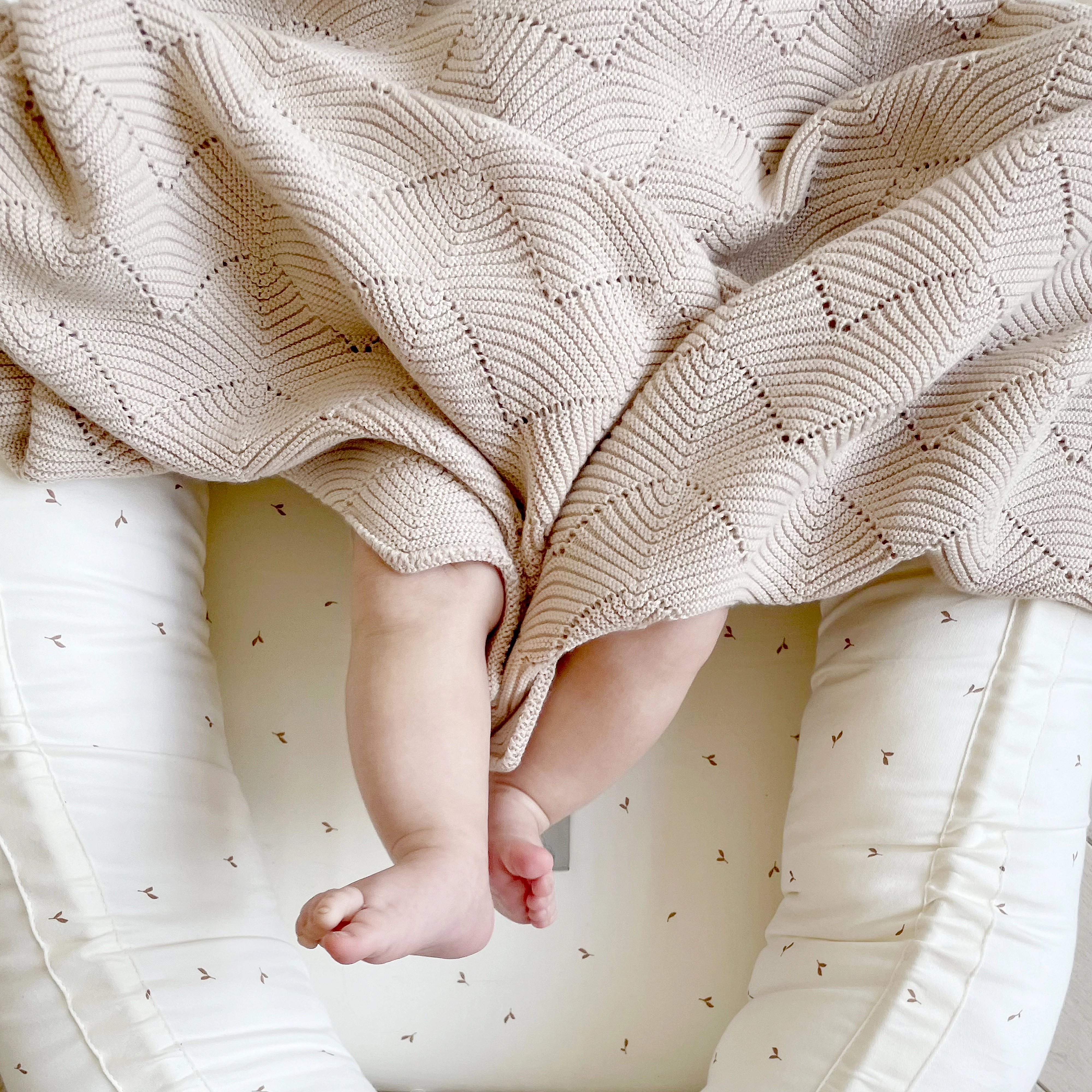 Cam Copenhagen Scallop Knit Throw, One Size, Baby Sleep, Beige - Blankets, Kinder