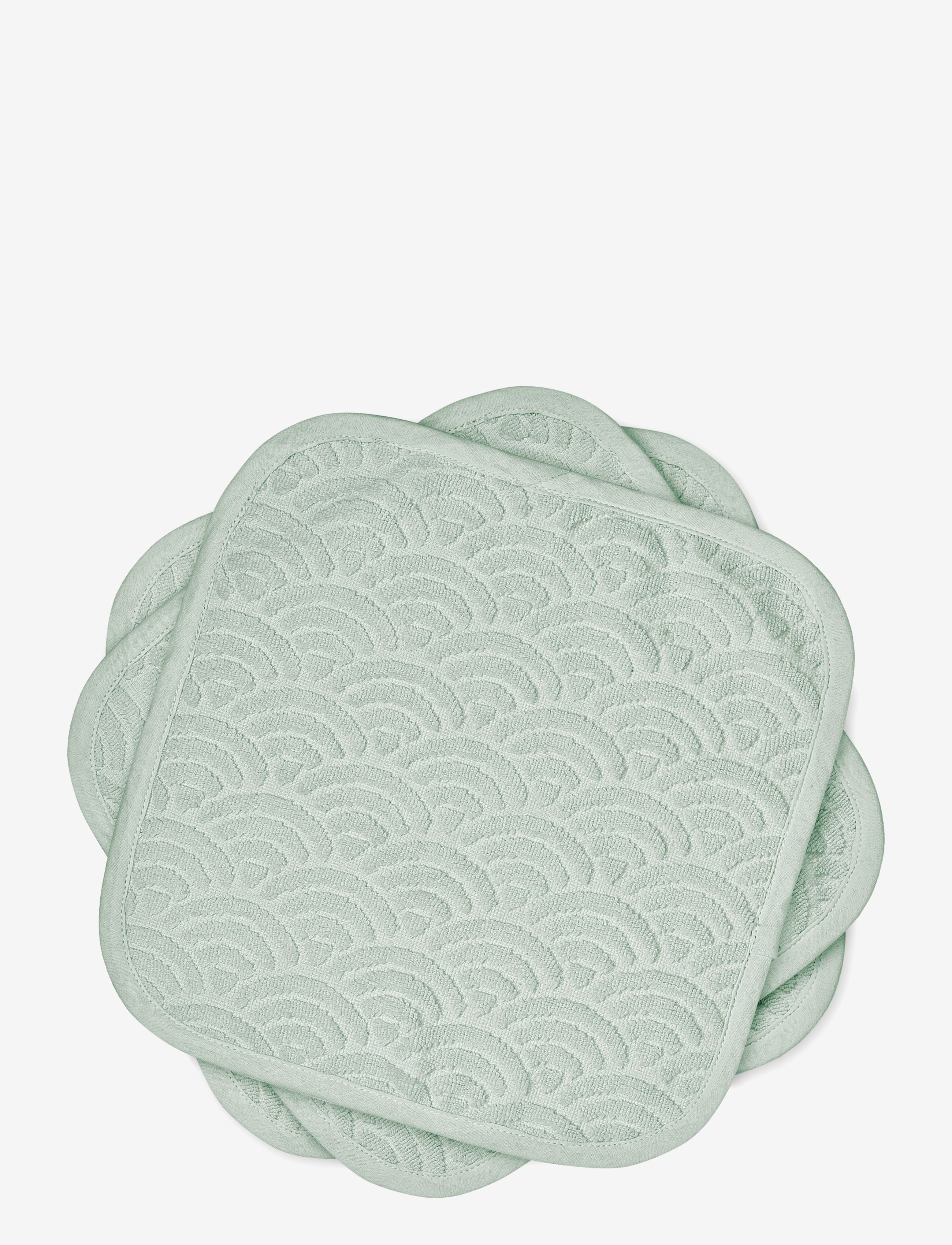 DUSTY GREEN