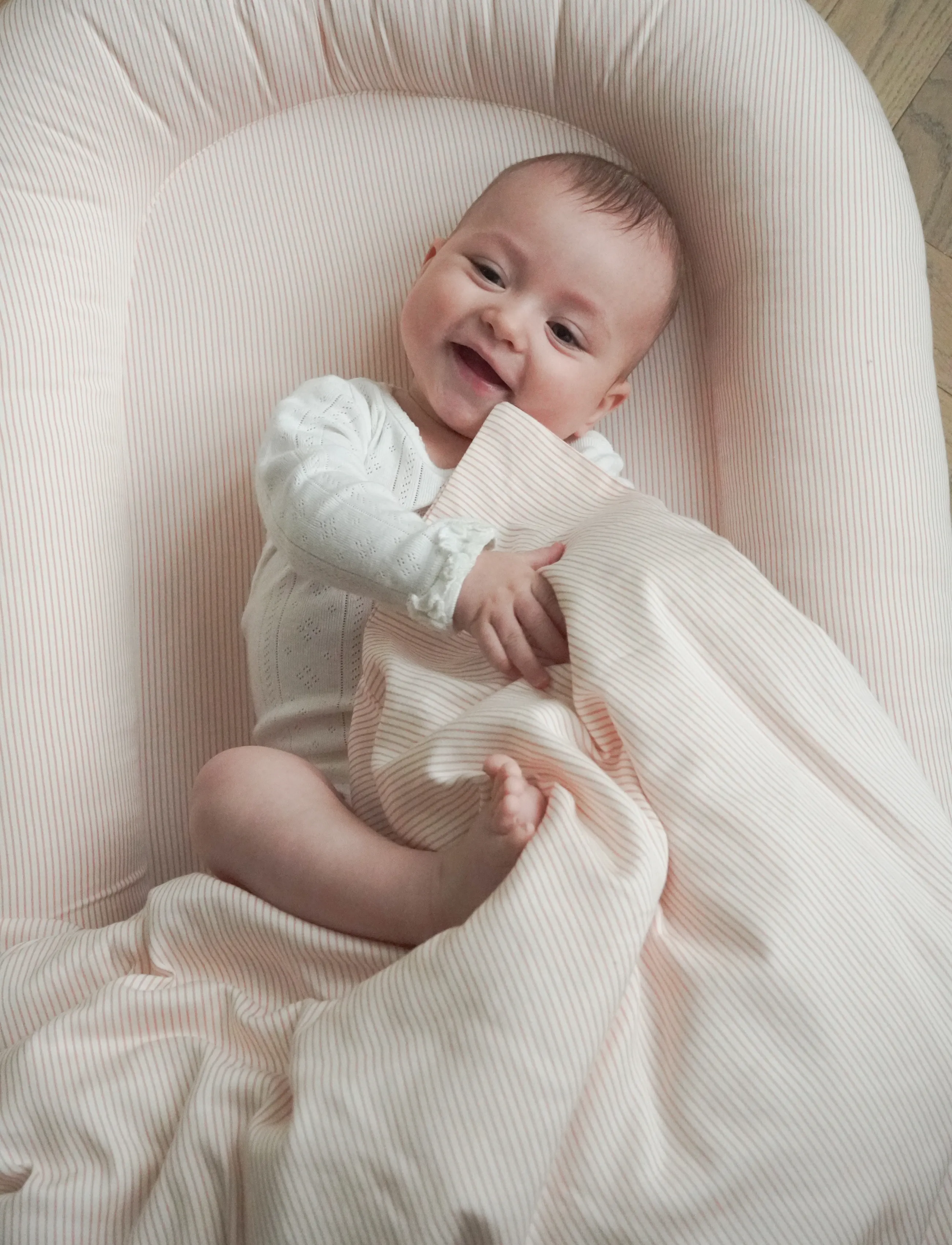 Cam Cam Copenhagen Baby Nest - OCS - Classic Stripes Rose - Cam Cam Copenhagen - CLASSIC STRIPES ROSE / pink/rose