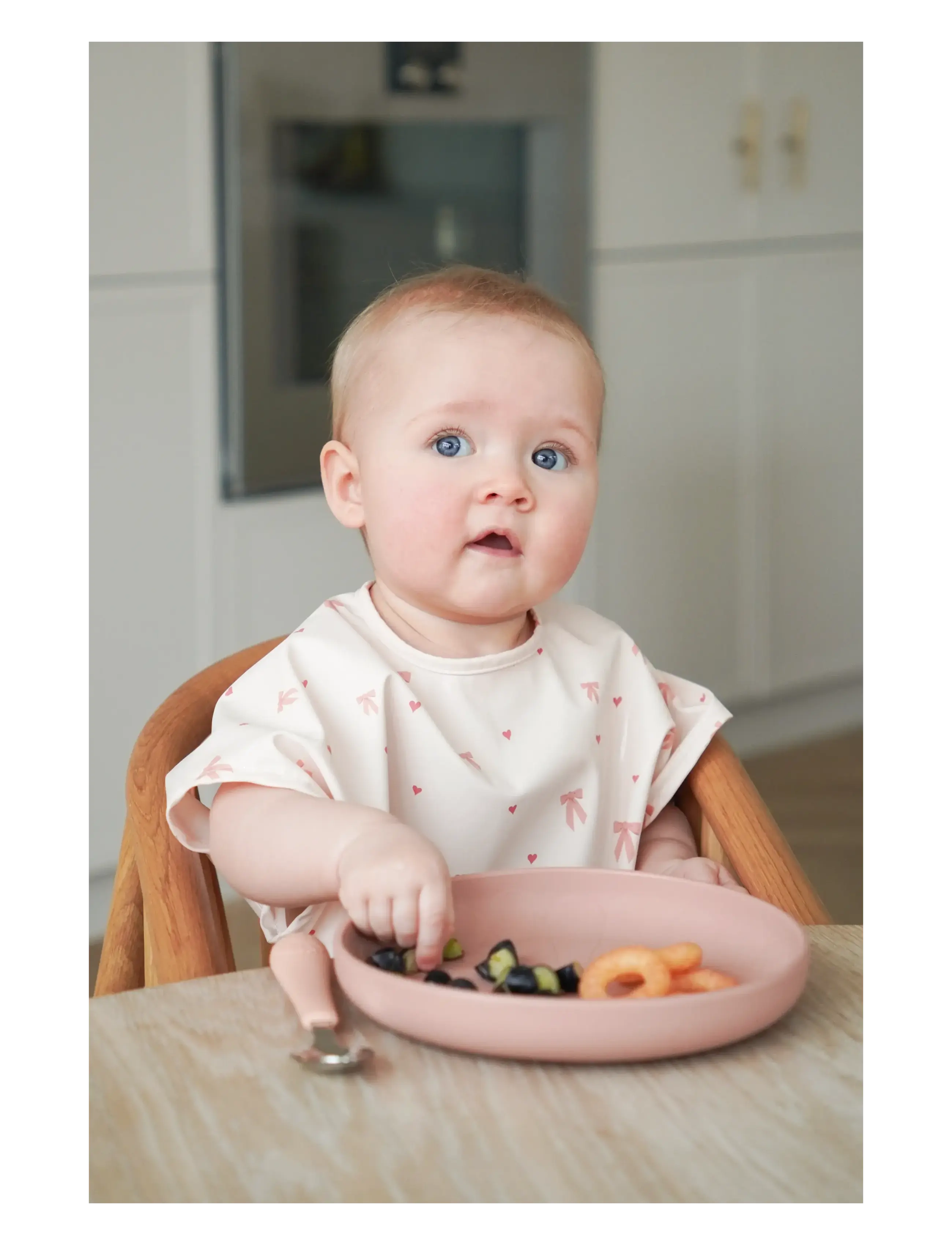Cam Cam Copenhagen - Short Sleeved Bib - Bows - hagesmække uden ærmer - bows - 3