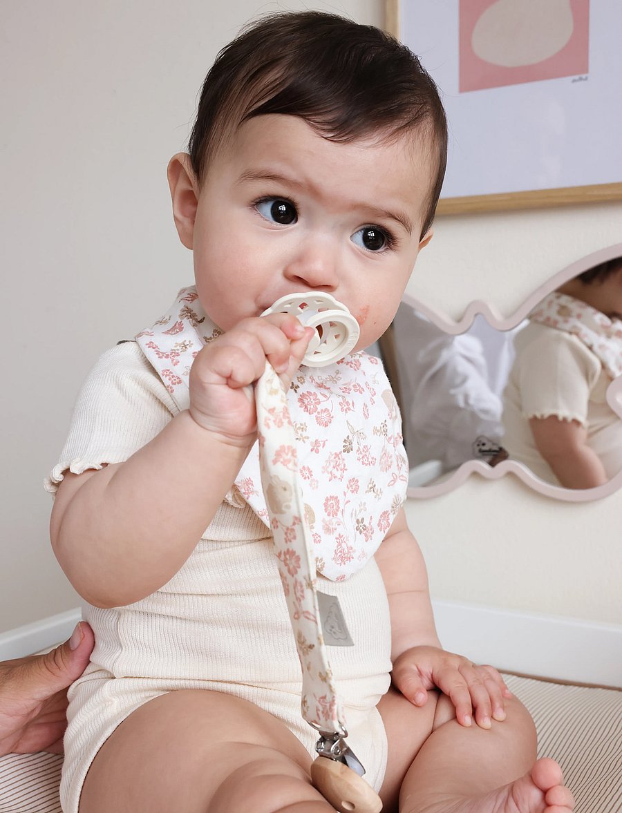 Cam Cam Copenhagen - Embroidered Pacifier Holder - GOTS - Woodland - suttesnore - augusta - 2