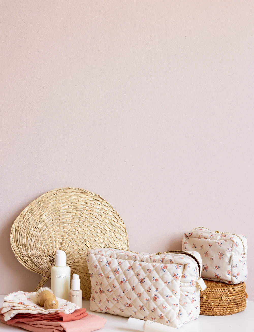 Cam Cam Copenhagen - Beauty Purse - makeup - berries - 1