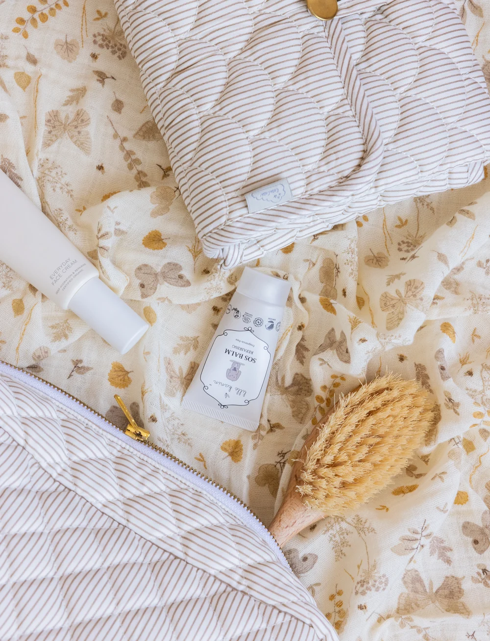 Cam Cam Copenhagen - Beauty Purse - bliv klar til date night - classic stripes camel - 0