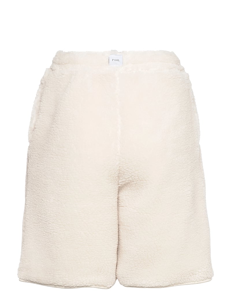 Camilla Pihl - Senja Terry Shorts - casual shorts - cream - 2