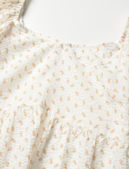 Camilla Pihl - Sicily Crepe Dress - kesämekot - blossom print - 2