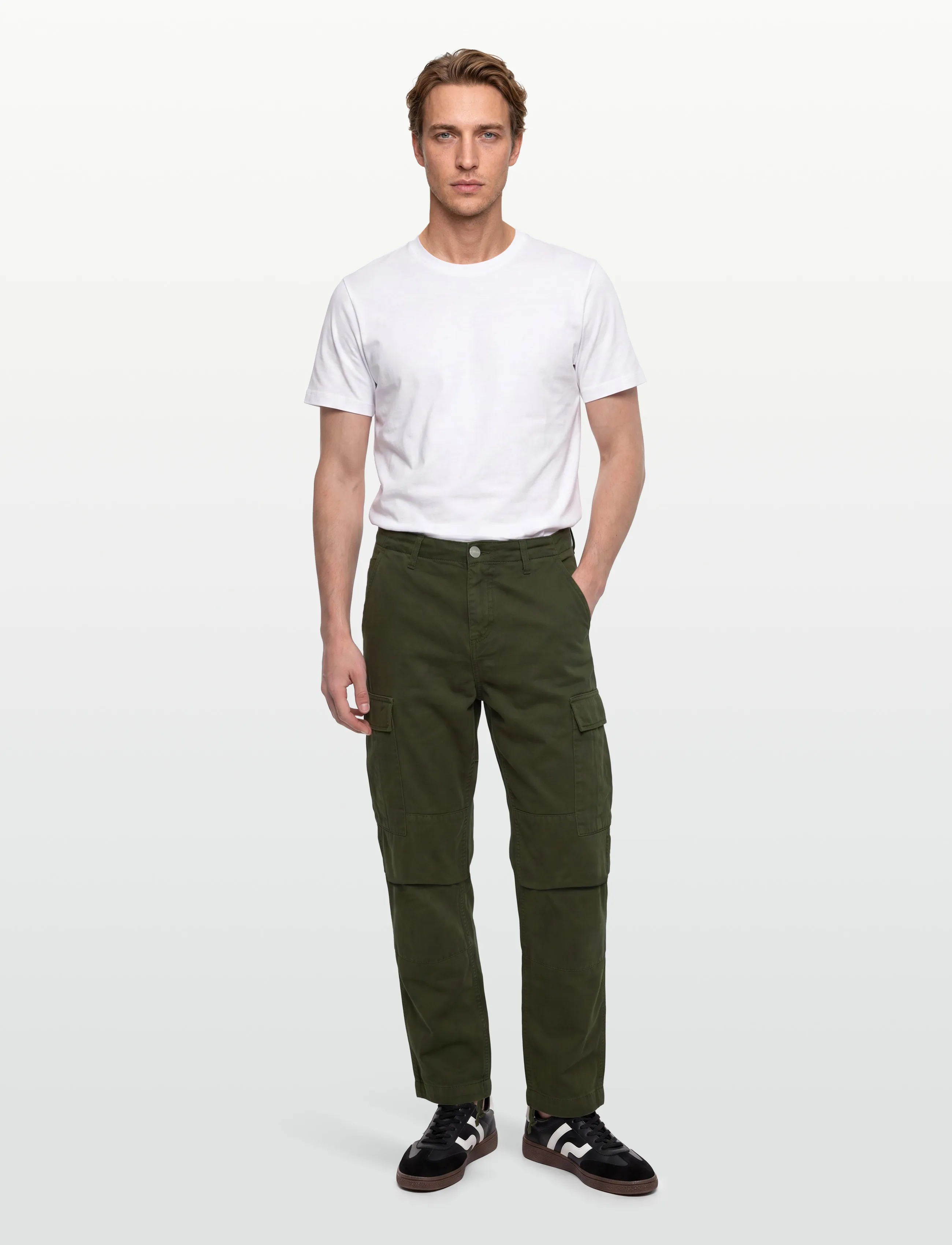 Carhartt WIP - Regular Cargo Pant Moraga - cargobukser - plant garment dyed - 0
