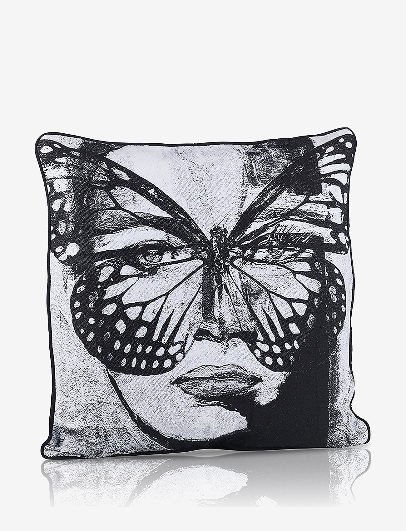 Carolina Gynning - Secret Butterfly -  jacquard cushion - pudebetræk - gray - 1