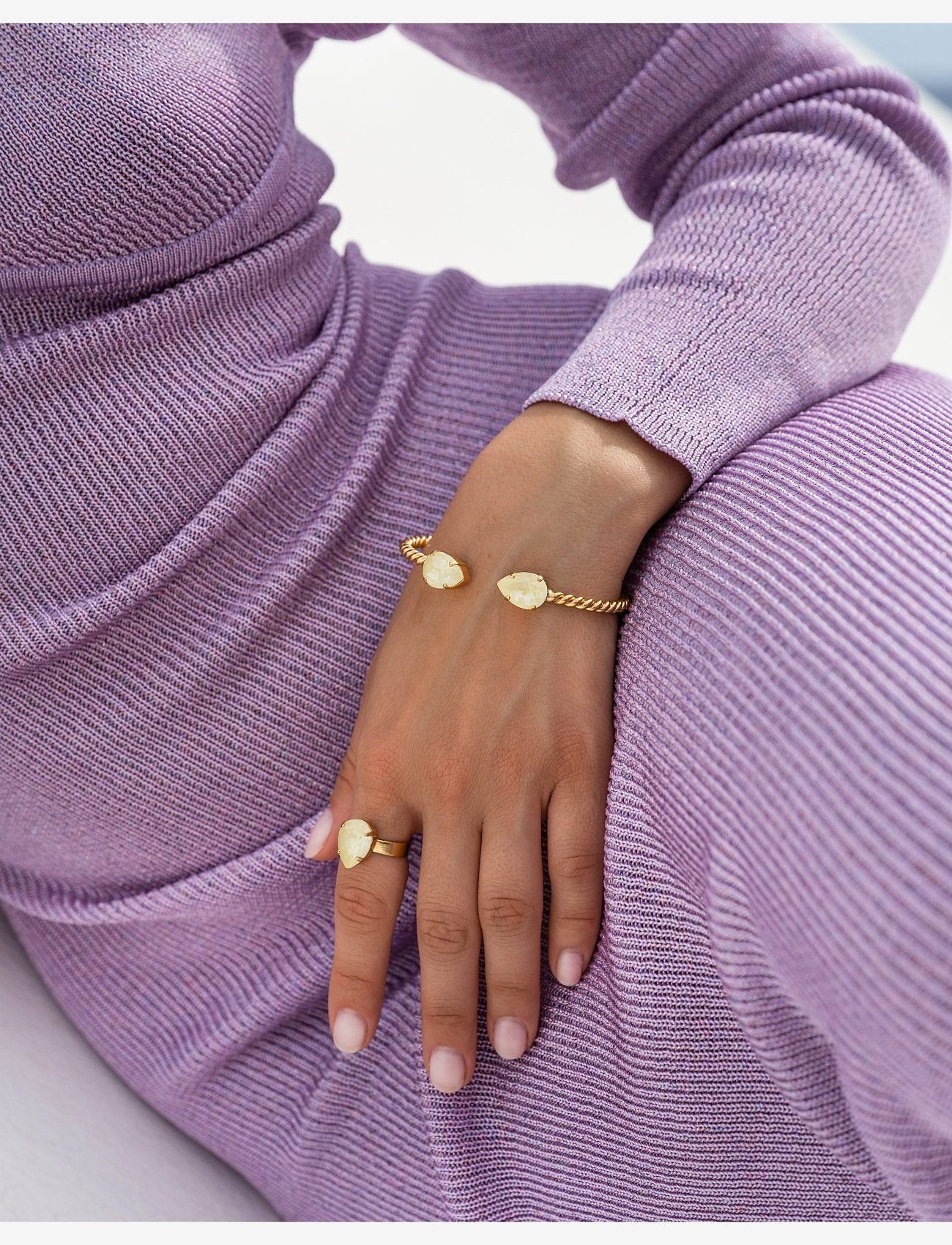 Caroline Svedbom - MINI DROP RING - ringe - soft yellow - 2