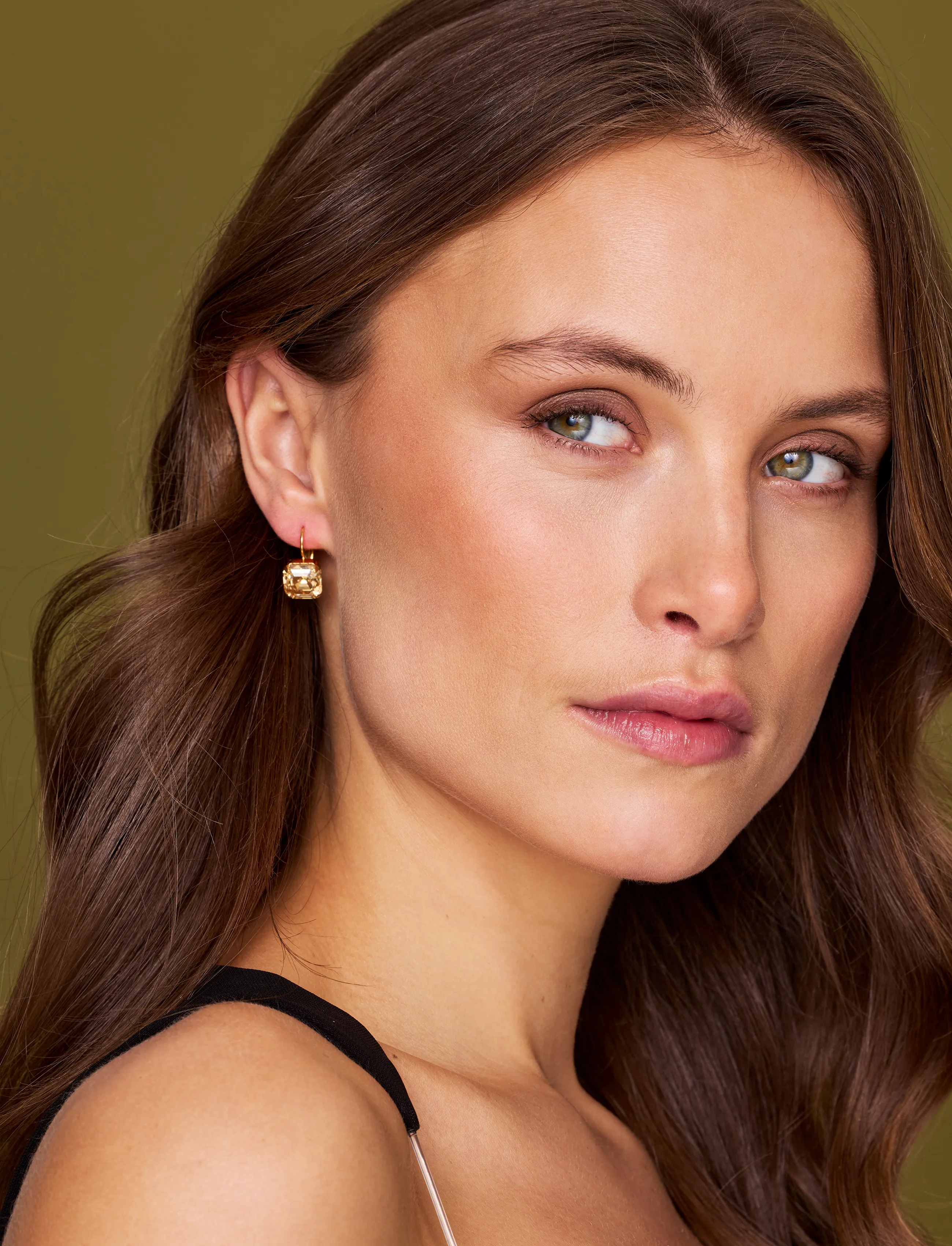 Caroline Svedbom Eve Clasp Earrings Gold, One Size, Gold, Earrings > Statement Earrings, Dame