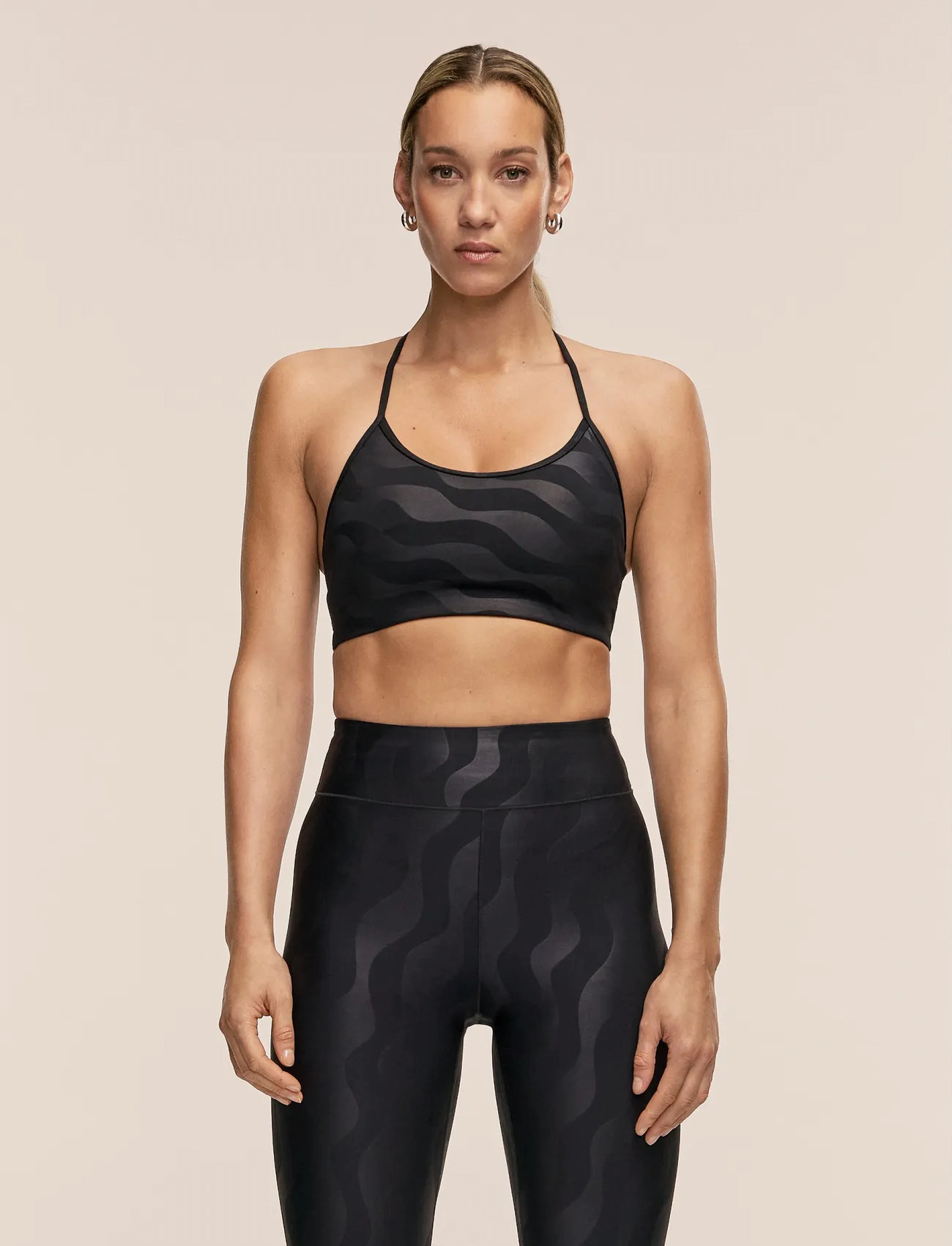 Casall Sleek Strappy Sports Bra Printed - - XS 1