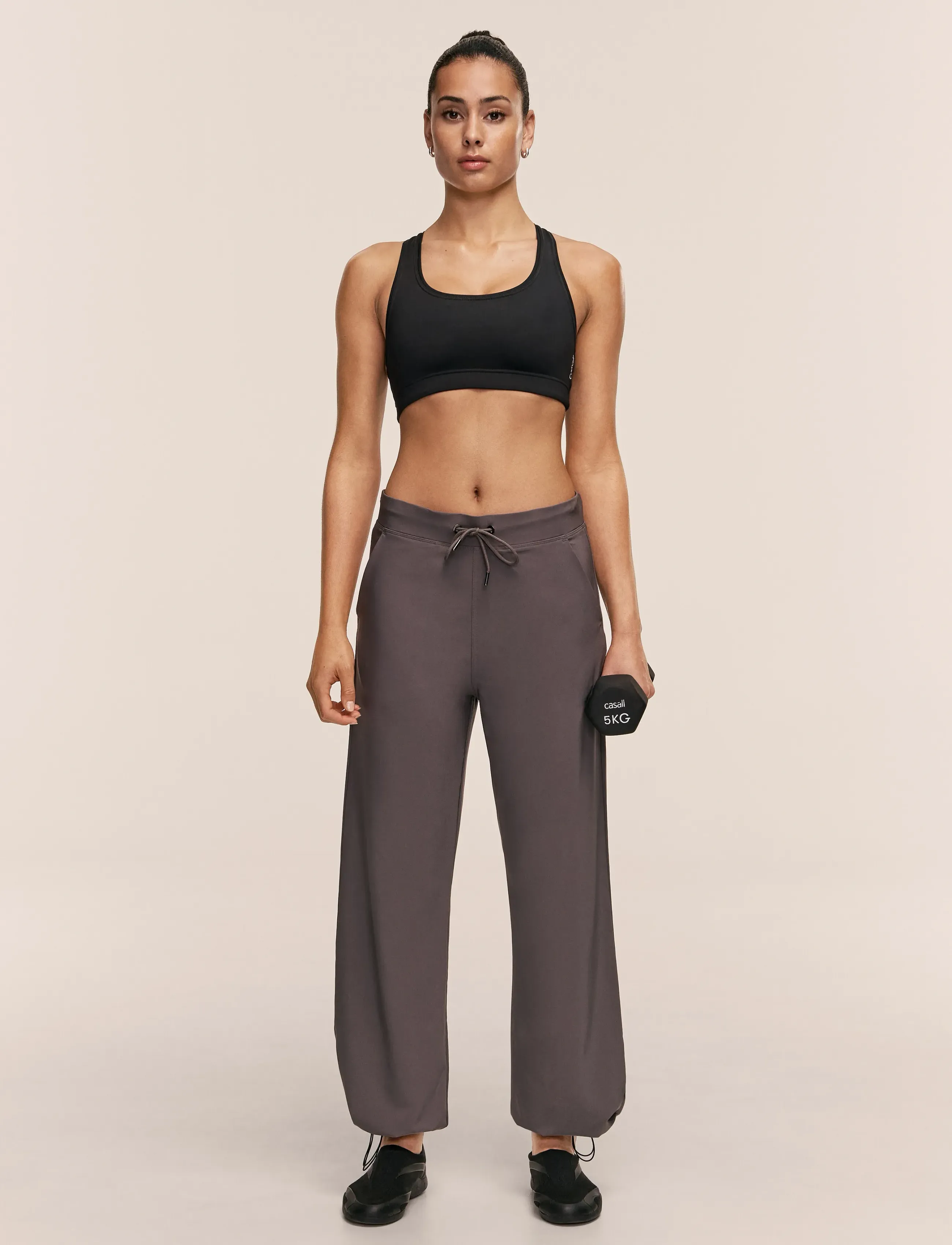 Casall - Iconic Sports Bra - starker halt - black - 4