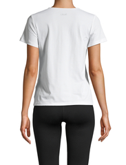 Casall - Essential Mesh Detail Tee - t-skjorter - white - 3