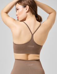 Casall - Seamless Graphical Rib Sports Top - sport bh's - taupe brown - 3