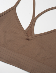 Casall - Seamless Graphical Rib Sports Top - sport bras - taupe brown - 5