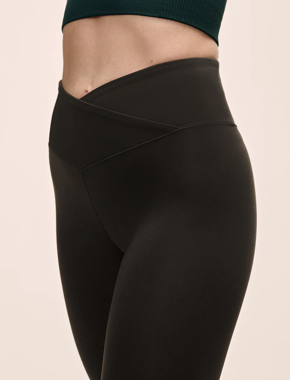 Casall - Overlap High Waist Tights - 7/8 längd - black - 4