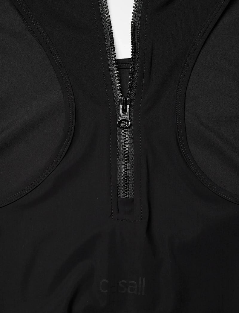 Casall - Weekend Jumpsuit Racerback - kombinezony i body - black - 4