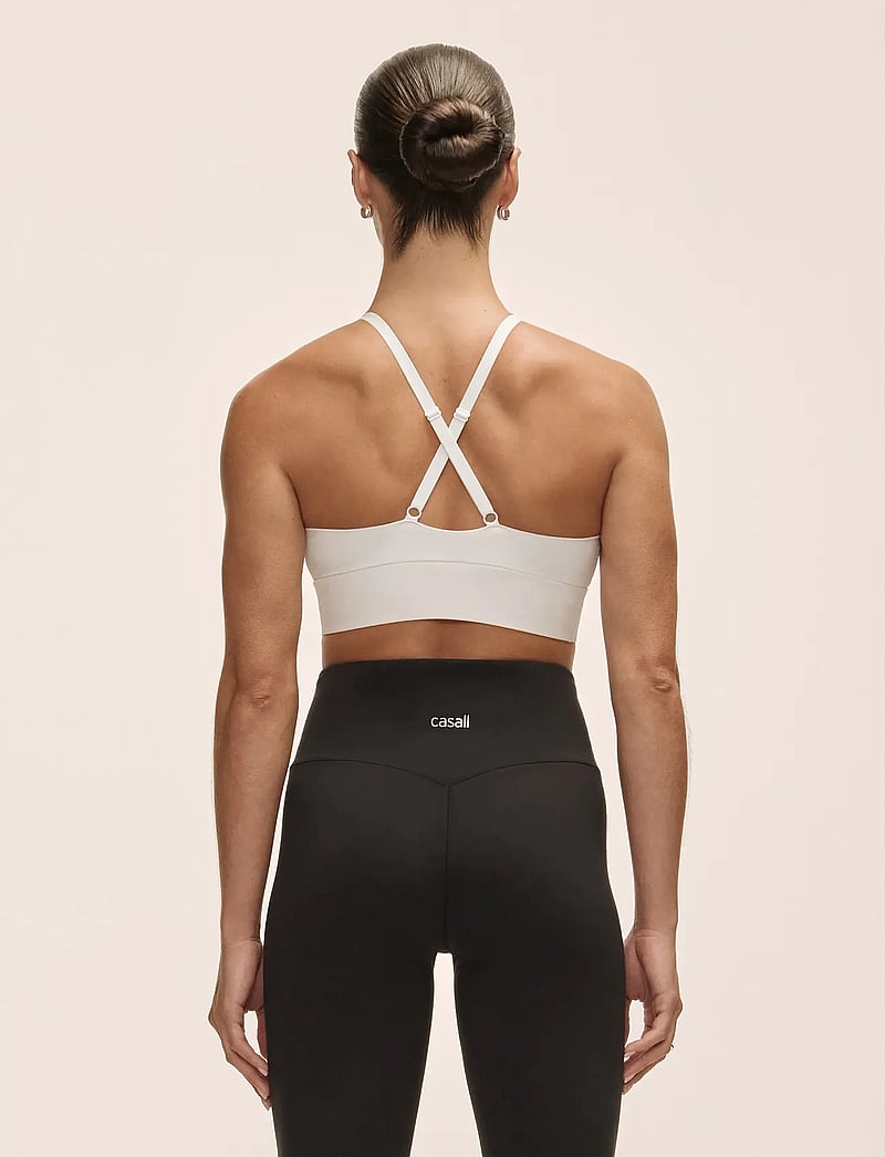 Casall - Wrap Sports Bra - keskmine toestus - white - 2
