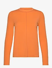 Casall - Delight Crew Neck Long Sleeve - t-shirts & topper - juicy orange - 0
