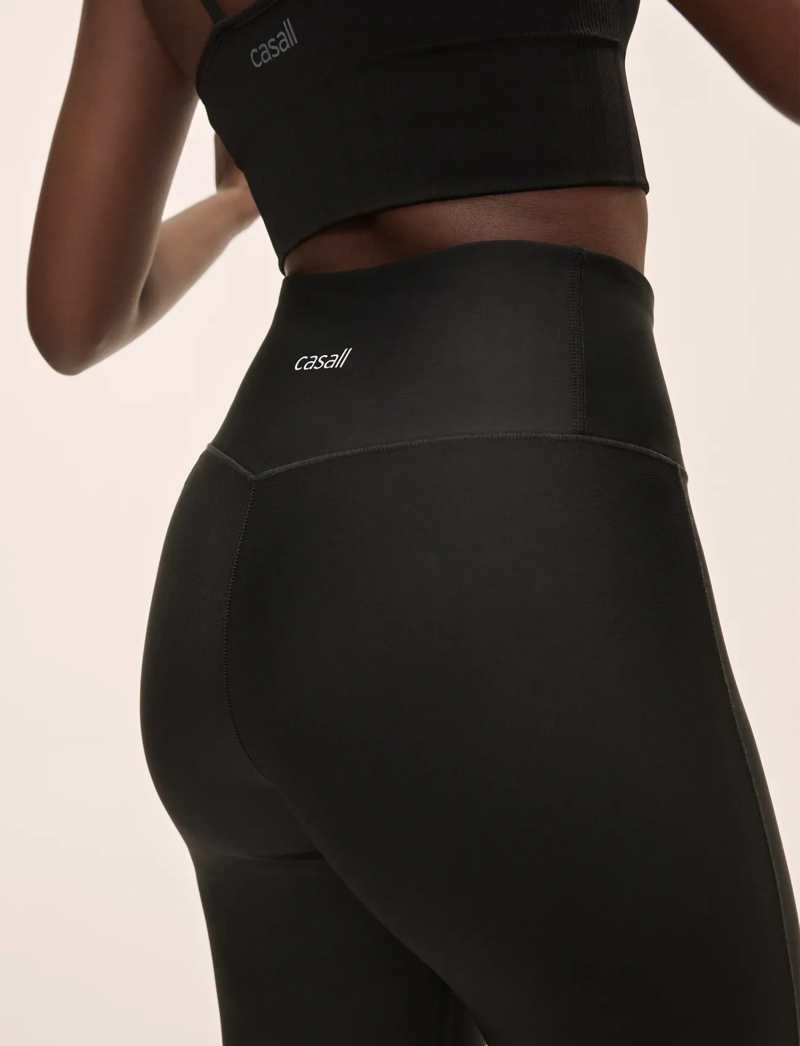 Casall - Flare High Waist Pant - volle länge - black - 3