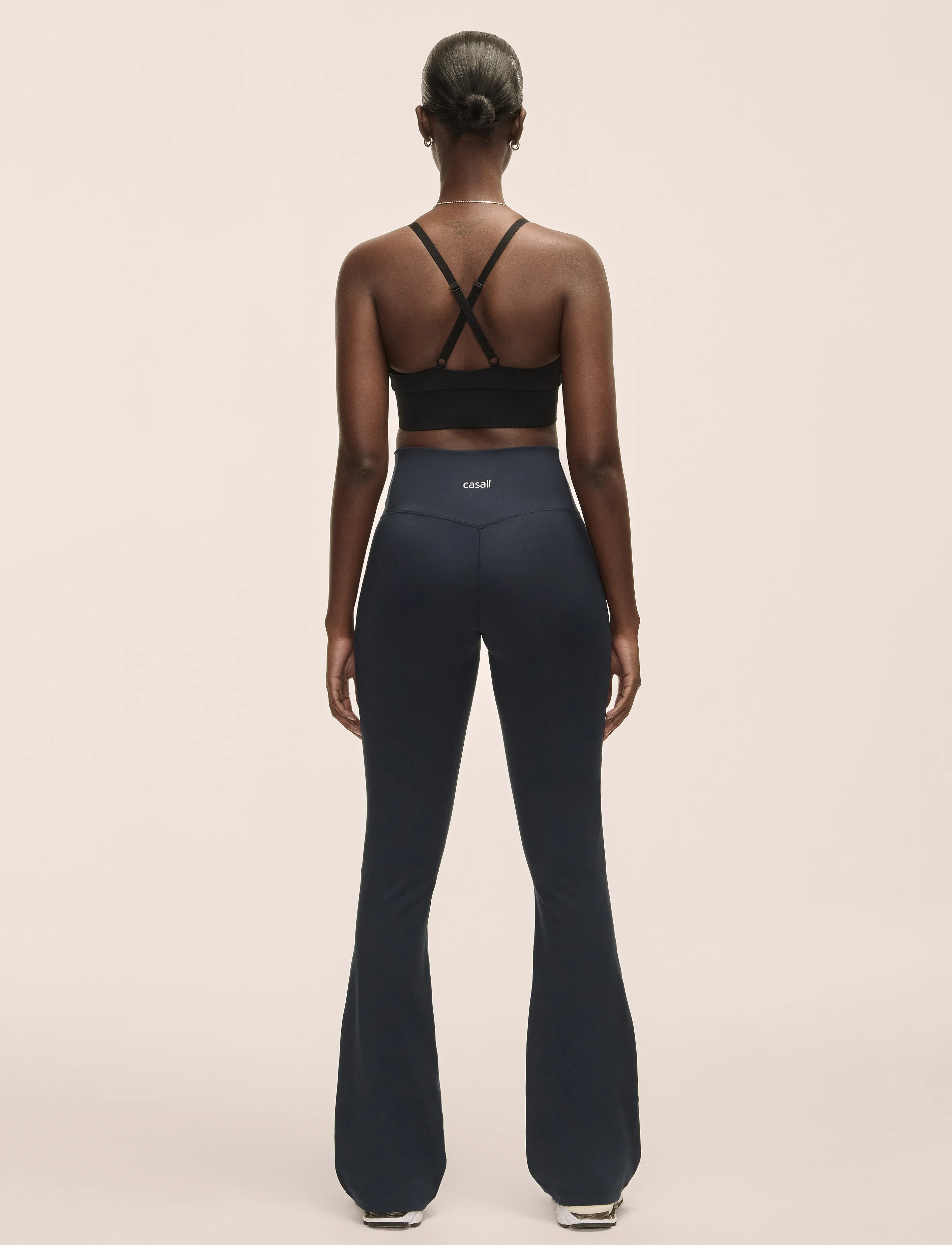 Casall - Flare High Waist Pant - fuld længde - core blue - 3