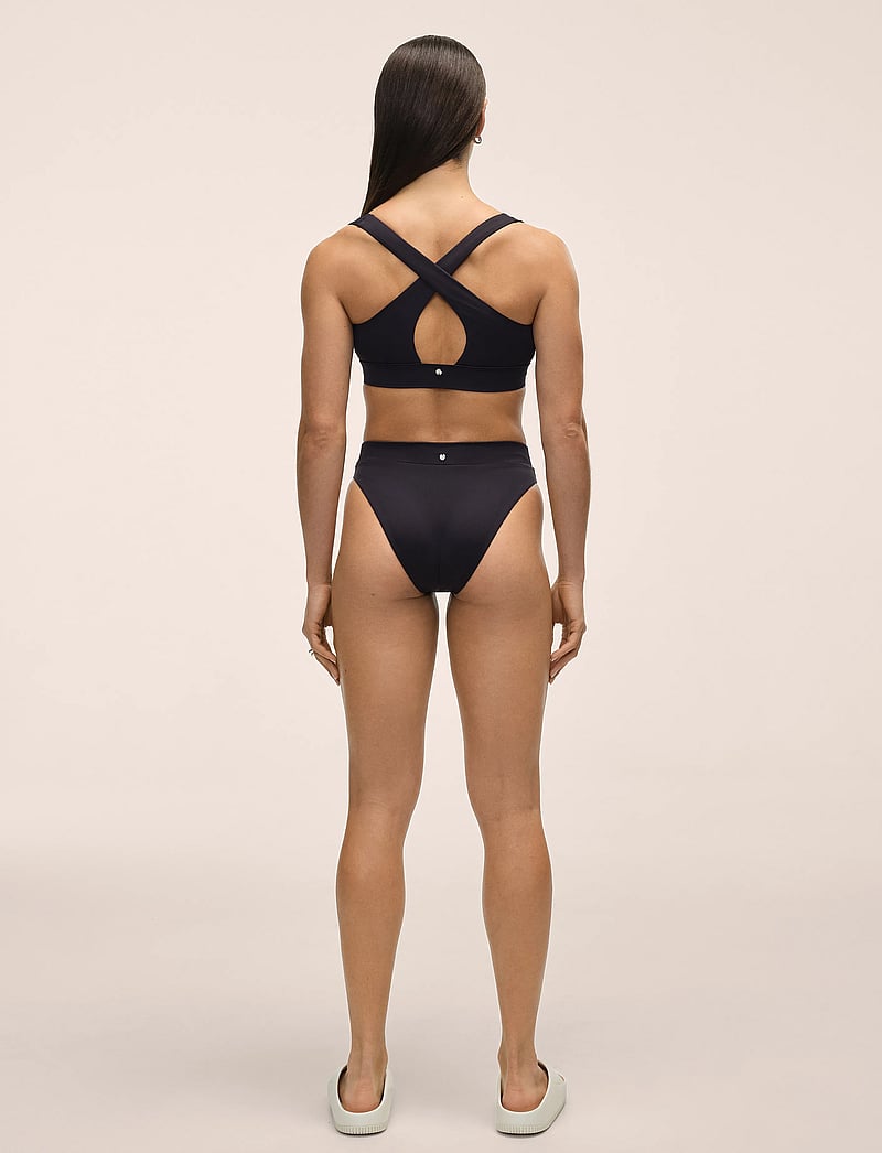 Casall - High Waist Bikini Brief - sports swimwear - black - 3