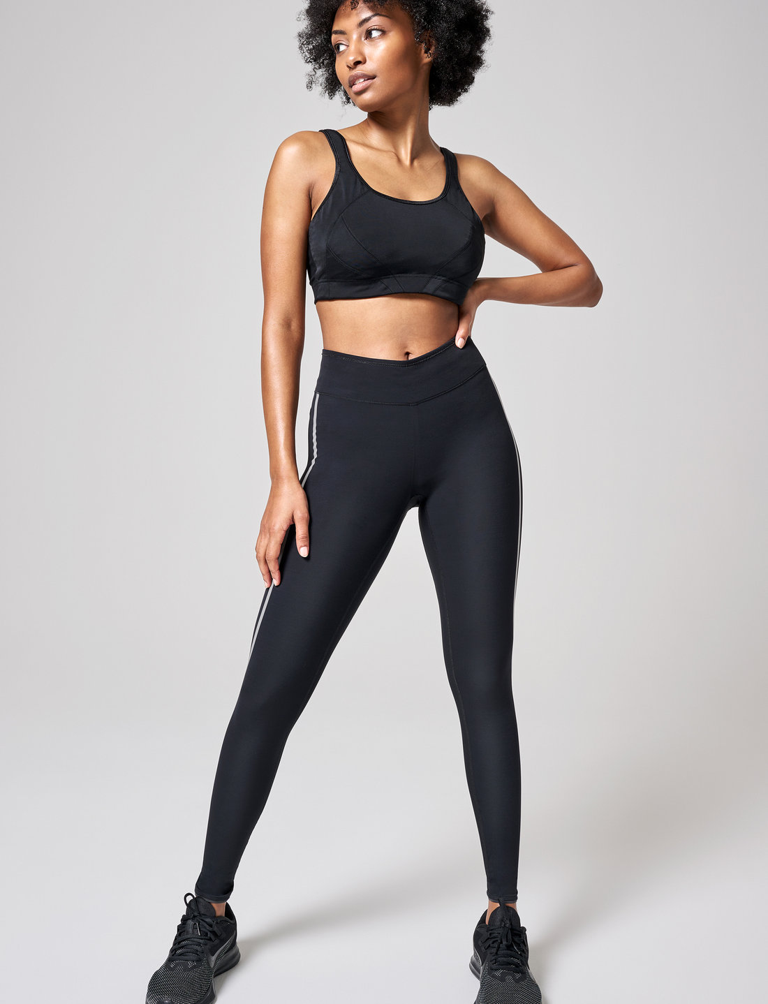 Discount sales running tights