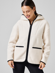 Casall - Pile Jacket - off white - 3