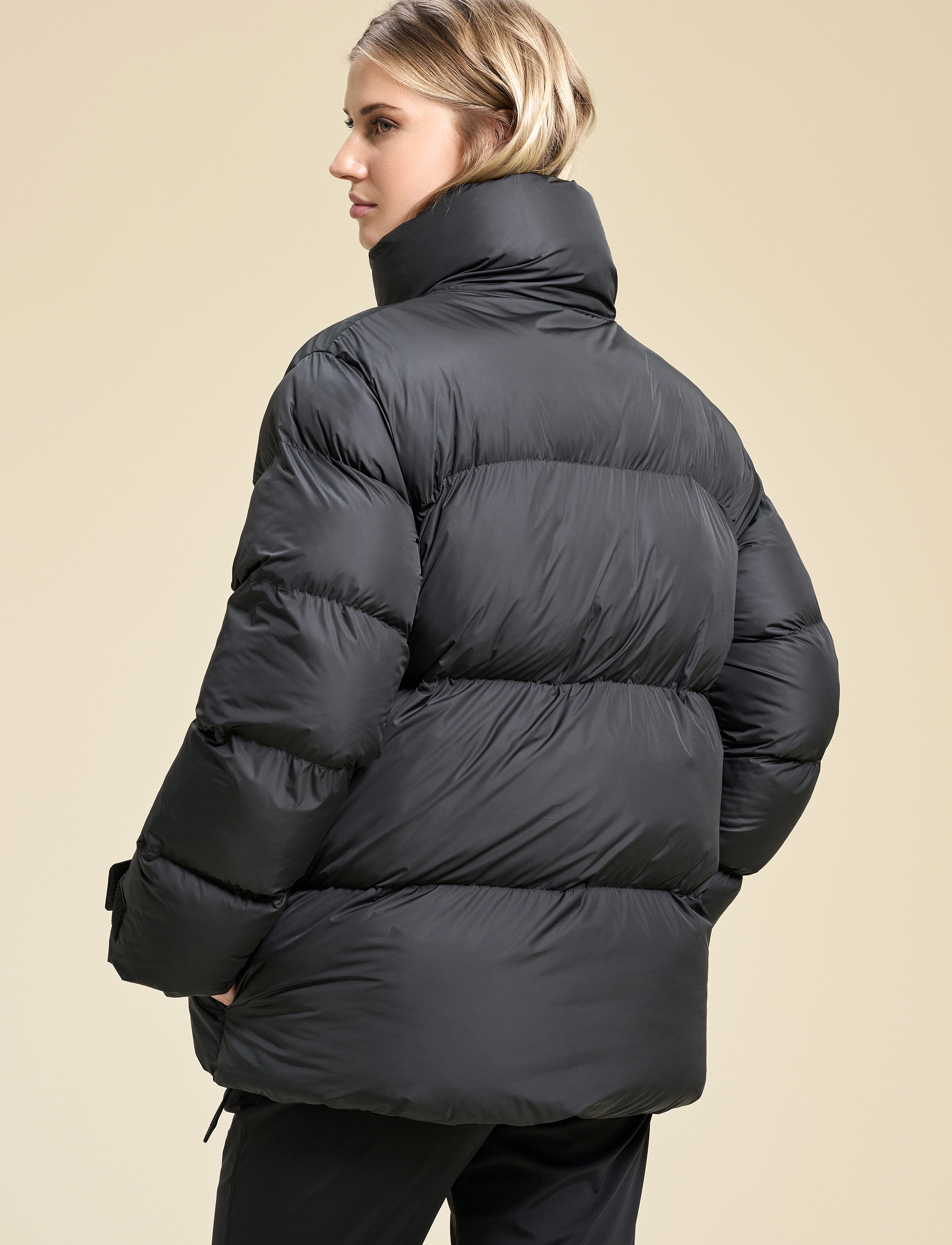 Casall - Hero Puffer Jacket - dun- & vadderade jackor - black - 3