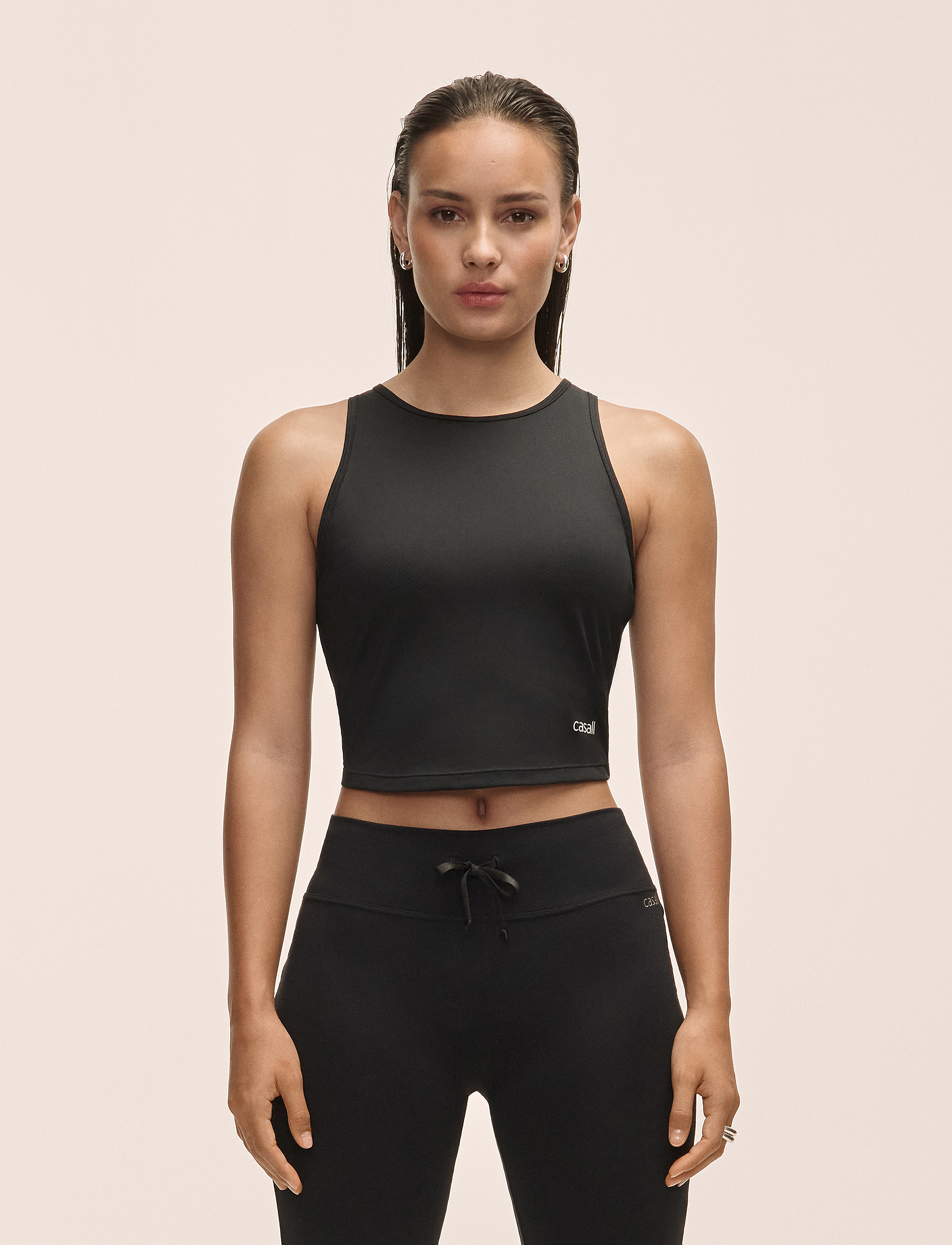 Casall Laser Mesh Crop Top, M, Black, Crop Overdele > Crop Overdele Uden Ærmer, Dame