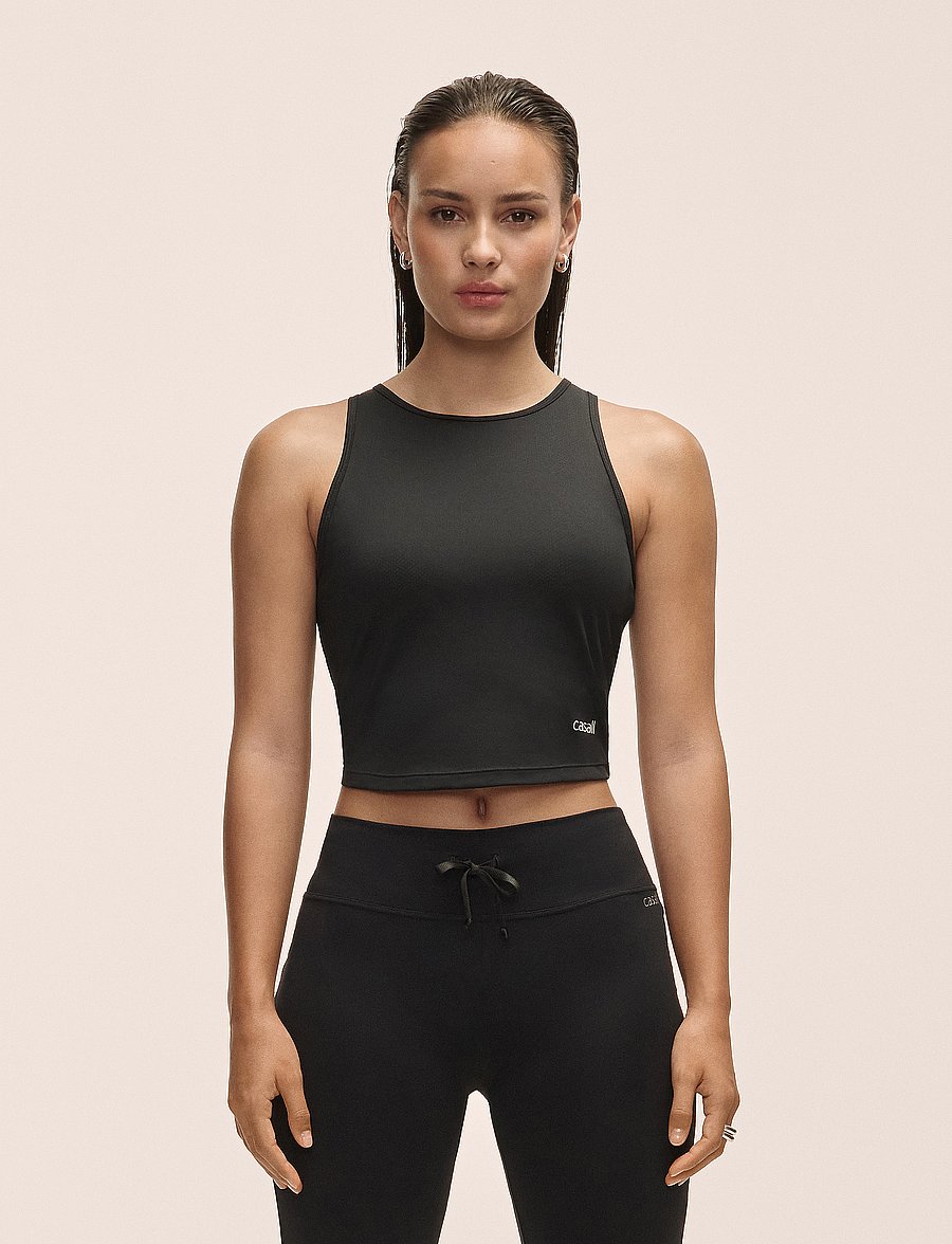 Casall - Laser Mesh Crop Top - crop tops - black - 0