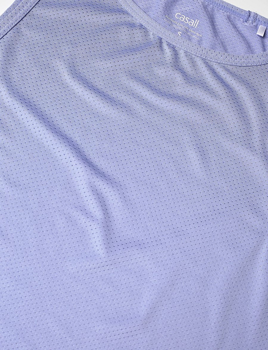 Casall - Laser Mesh Crop Top - crop tops - blueberry mist - 5