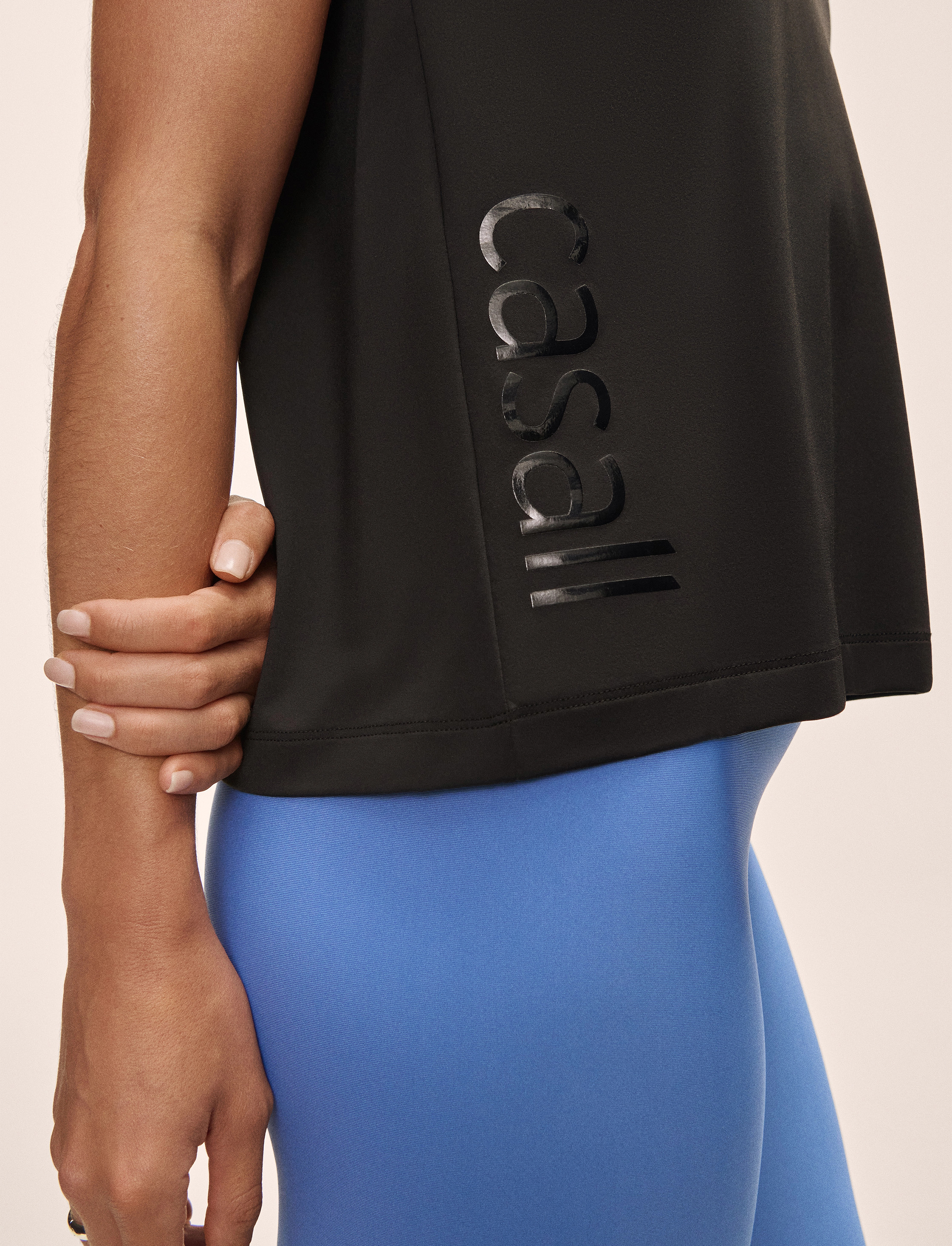 Women's Graphic Tank 5