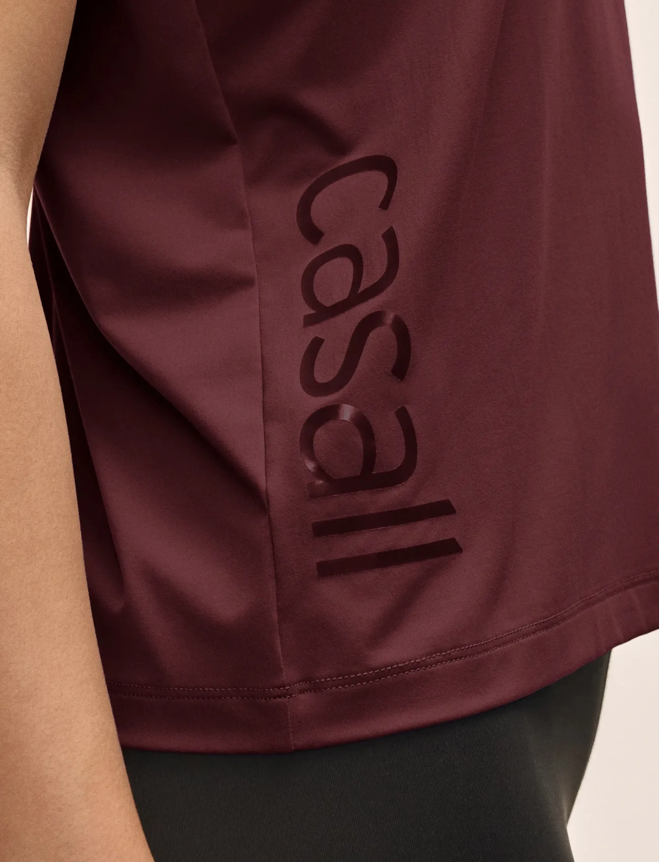 Casall - Graphic Tank - linnen - cherry moon - 3