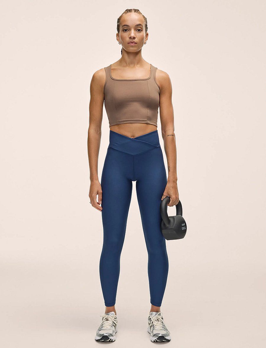 Casall - Edge Crop Top - rudens santaupos - khaki - 4