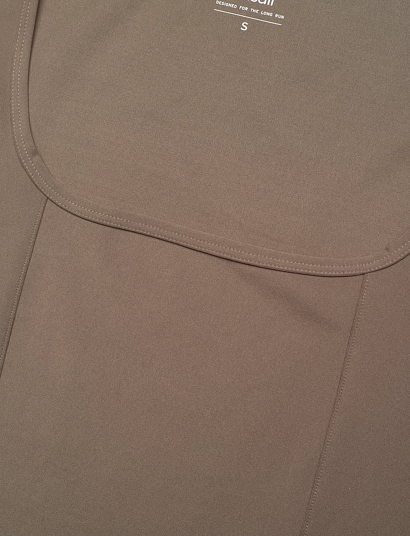 Casall - Edge Crop Top - crop tops - khaki - 5