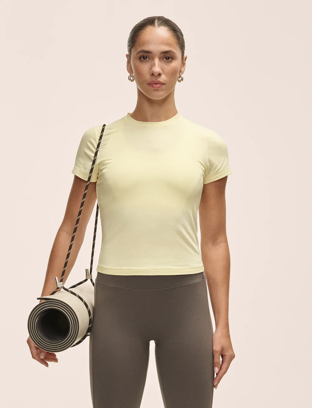 Casall - Cotton Blend Slim Tee - t-särgid - yellow steam - 0