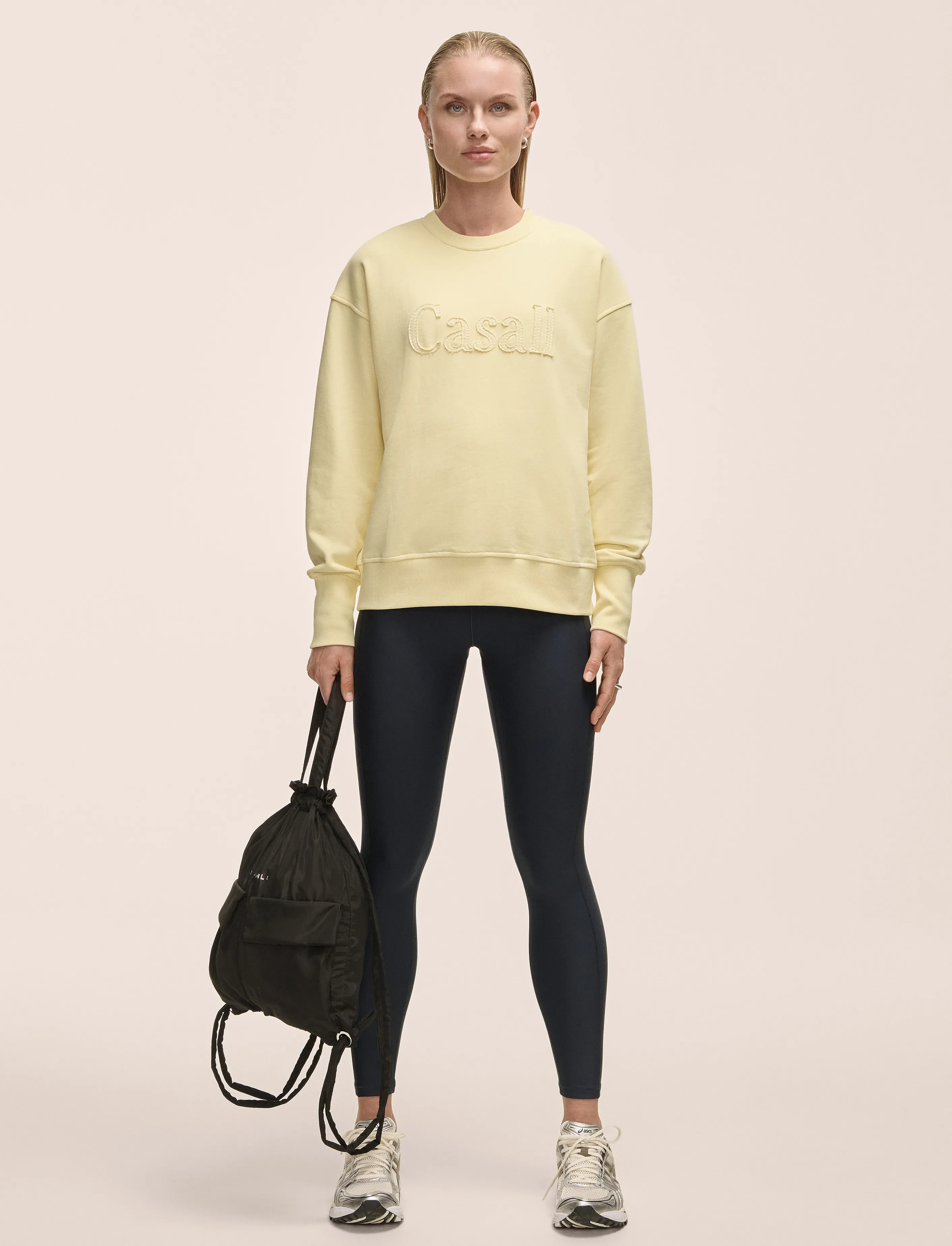 Casall - Terry Spring Graphic Crew - yellow steam - 4