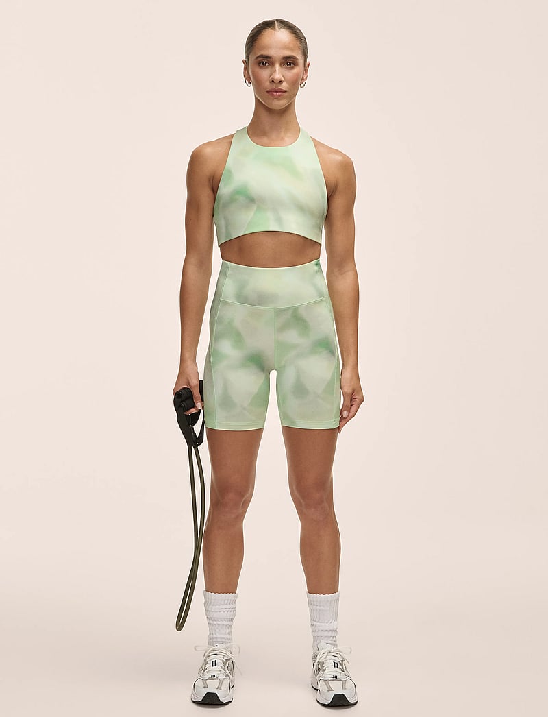 Casall - Tie Back Sports Top - crop-tops - illusion green - 5