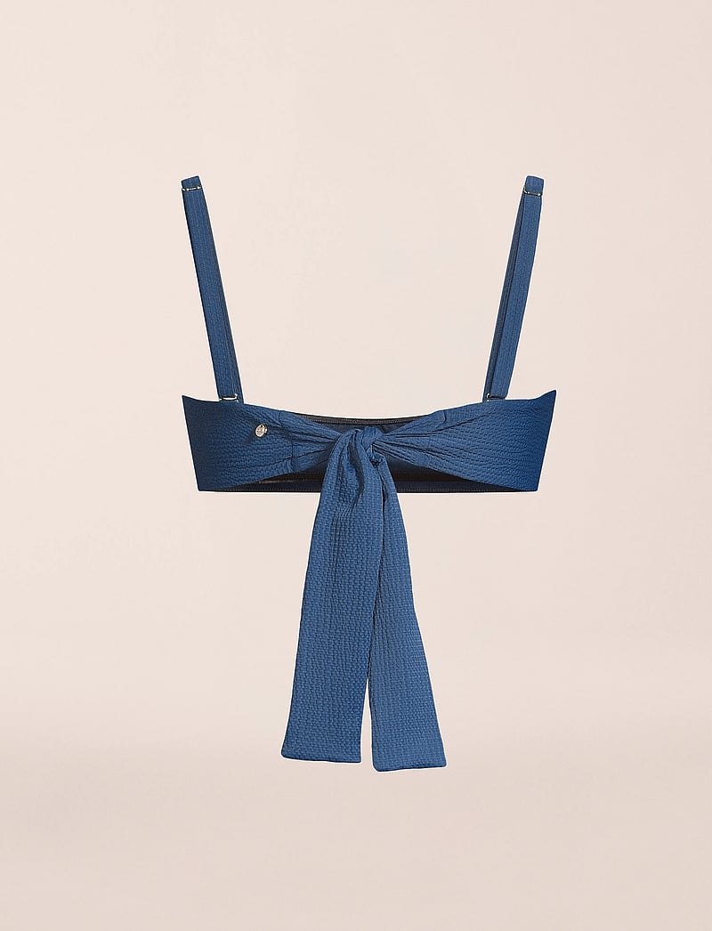 Casall - Waffle Bandeau Tie Back Bikini Top - sportiga badkläder - deep ocean - 5