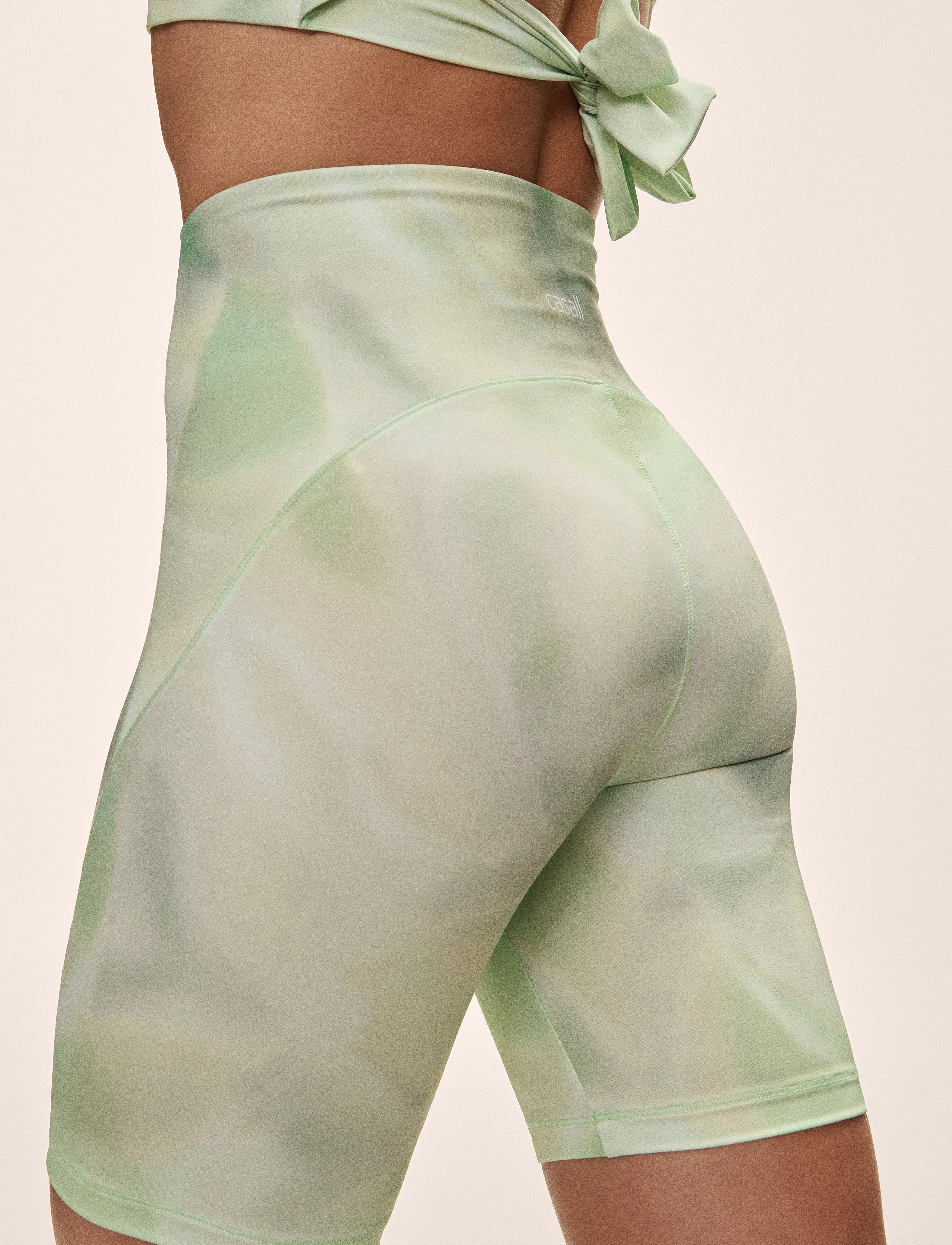 Casall - High Waist Bike Shorts - collants d'entraînement - illusion green - 4