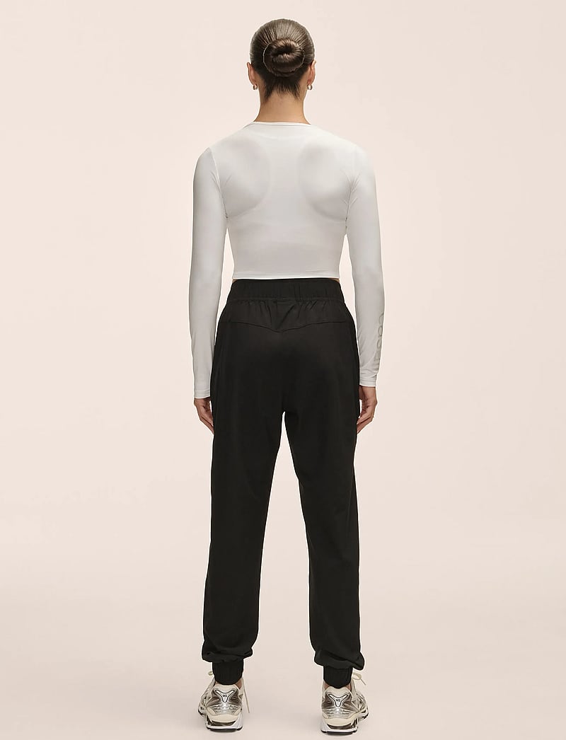 Casall - Everywhere Woven Pant - trainingshosen - black - 2